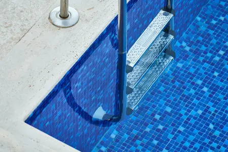 Escaleras y Focos